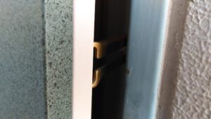 西葛西の安い鍵屋【玄関 鍵開け 修理 鍵交換 カギ】安心の２４時間対応で鍵屋が江戸川区に出張駆け付け致します。