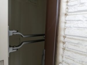 ドアチェーン・ドアガードの開錠で鍵屋が早く・安く”世田谷区宮坂”に駆け付けます。