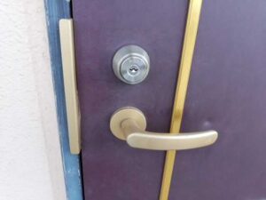 玄関の鍵開け開錠で鍵屋が大田区雪谷大塚町に早く・安く鍵トラブルに駆け付けます！