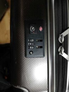 【新大久保駅】スーツケース解錠 TSA鍵開けダイヤルが安い・早い鍵屋 鍵業者！２４時間対応で出張解決！