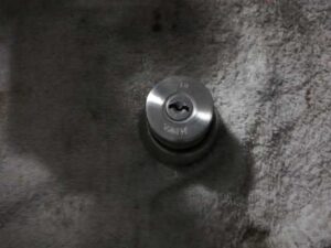 調布市下石原で鍵の修理 鍵穴の異物除去を安く・早く鍵屋が駆けつけます！