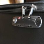 【文京区】ホテルでスーツケース鍵開け修理２４時間の鍵屋！TSA ダイヤル RIMOWAなんでも解錠お任せください。