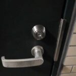 浦安市美浜でマンションの鍵開けが早い安い鍵屋！解錠 交換 修理に出動。
