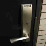 調布市布田でシャーロックカードキー鍵開け開錠