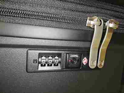 スーツケース 鍵開け みなとみらい ホテル, みなとみらいでスーツケース鍵開け修理