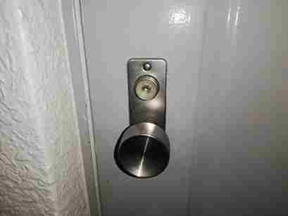 金沢文庫でマンションの鍵開け