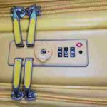 羽田空港Terminal2でスーツケース鍵開け修理