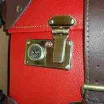 TSAロック付きのスーツケースの鍵